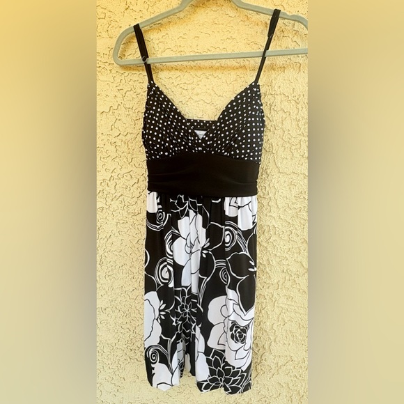 Vintage Y2K Bubble Hem Black White Polka Dot Short Dress Women Size Large - Picture 1 of 3
